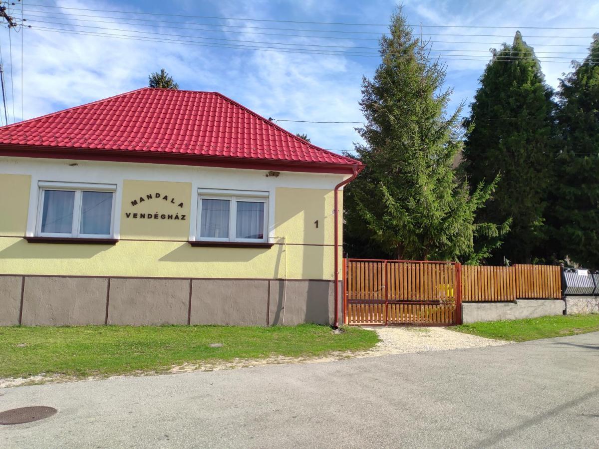 Bakonyi Mandala Haz Apartment Bakonybel ภายนอก รูปภาพ