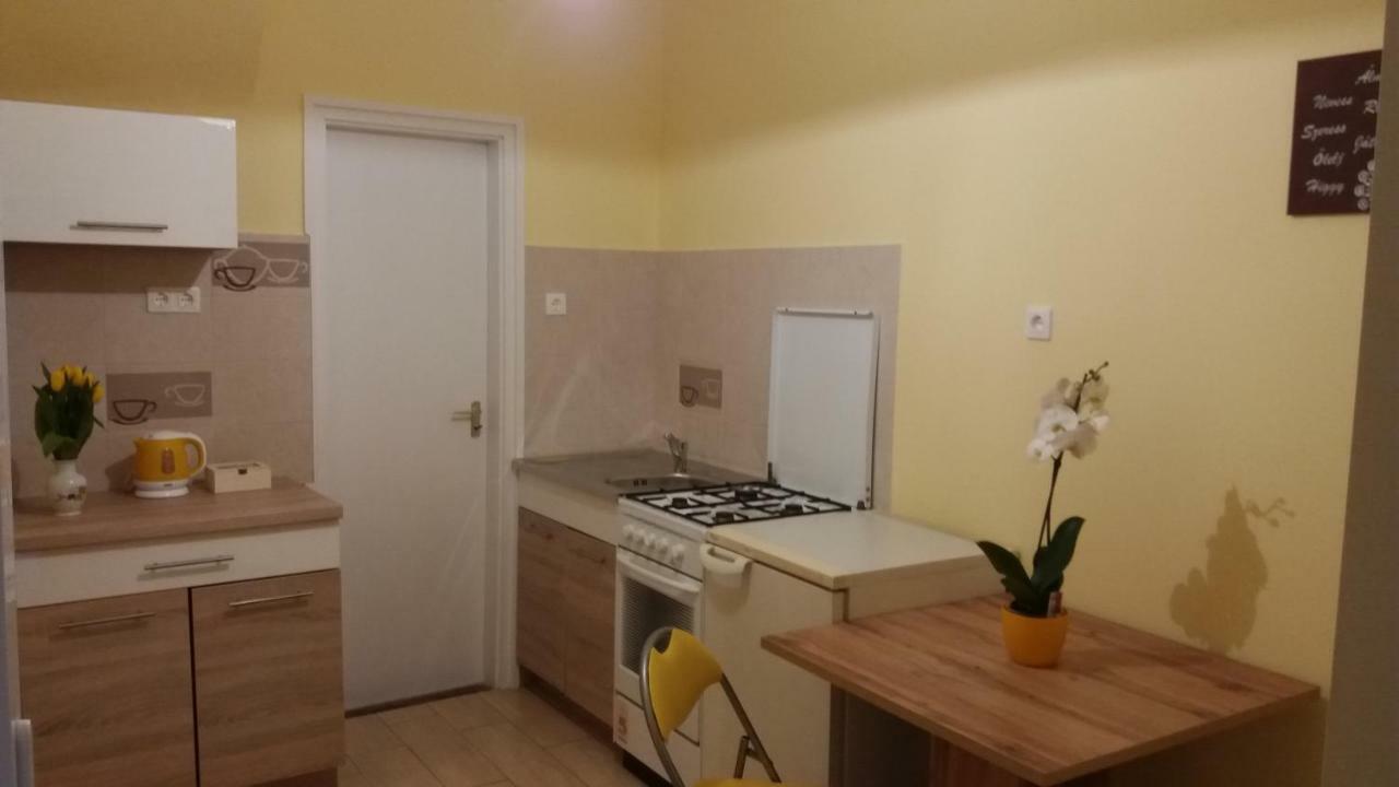 Bakonyi Mandala Haz Apartment Bakonybel ภายนอก รูปภาพ