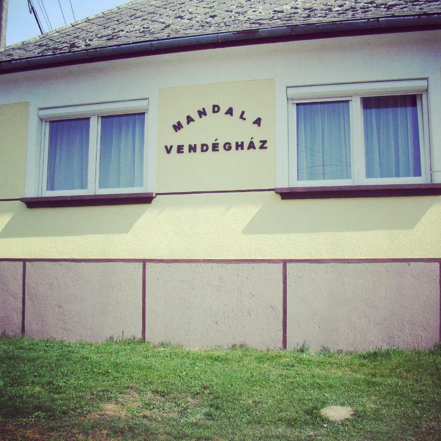 Bakonyi Mandala Haz Apartment Bakonybel ภายนอก รูปภาพ